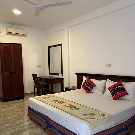Wild Heaven Otel Tissamaharama Dış mekan fotoğraf